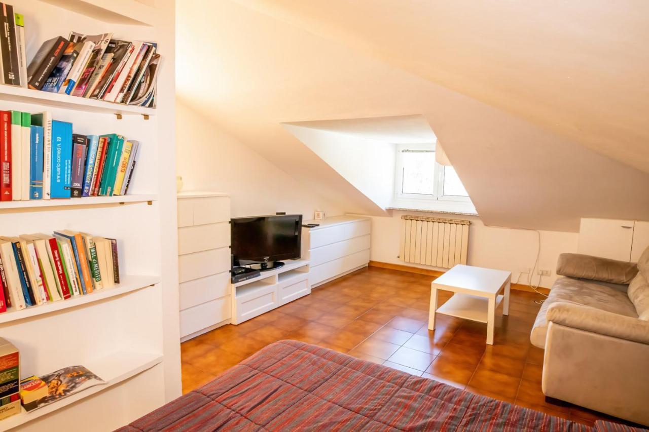 Casa Alejandro Lägenhet Varazze Exteriör bild