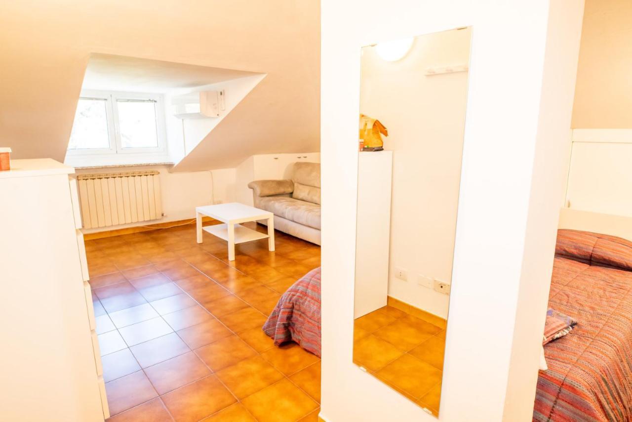 Casa Alejandro Lägenhet Varazze Exteriör bild